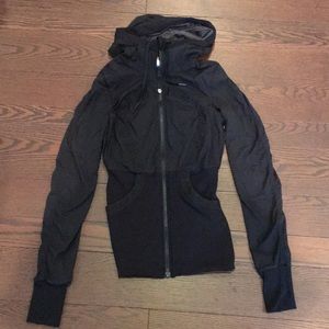 Never worn reversible Lululemon zip up jacket